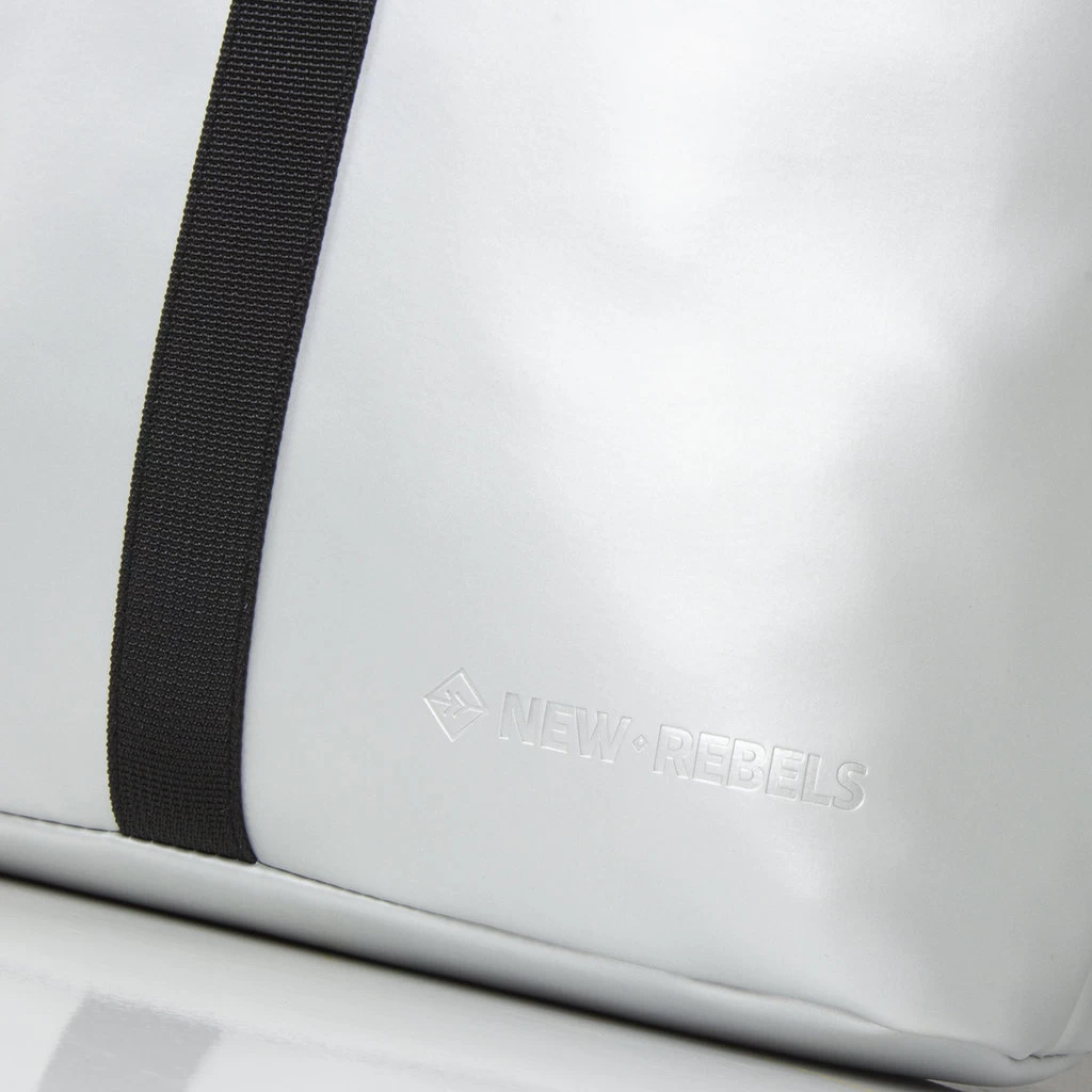 New RebelsMart Rolltop - Mini Rugzak - Waterafstotend- Small II - Rugtas -Metallic Silver/ Grijs - Afbeelding 5
