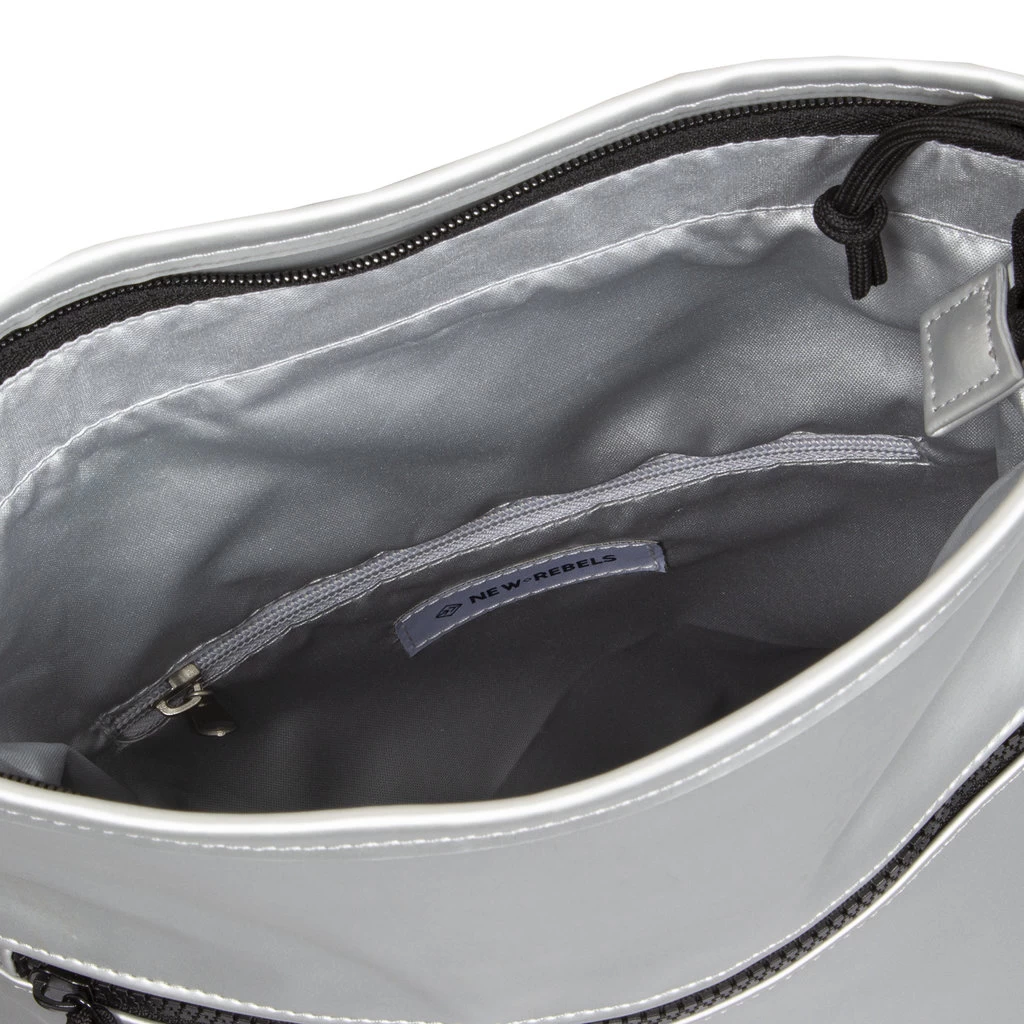 New RebelsMart Rolltop - Mini Rugzak - Waterafstotend- Small II - Rugtas -Metallic Silver/ Grijs - Afbeelding 7