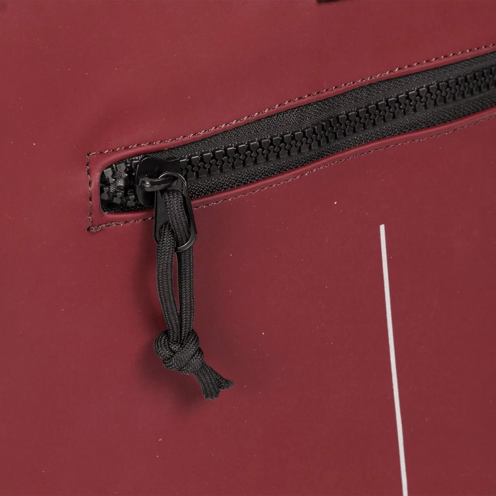 New Rebels ® Mart - Rolltop - Rugzak - Waterafstotend- Burgundy - Large II - Rugzak - Afbeelding 6