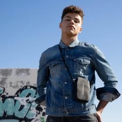 New Rebels ® Mart - Waterafstotend - Telefoontas- Telefoontasje - Mint