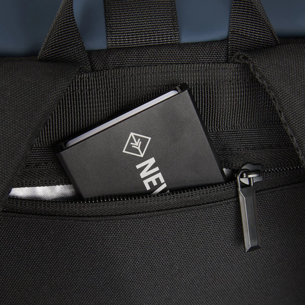 New Rebels Omar Montgomery Donkerblauw 16L Rugzak Rolltop Waterafstotend Laptop 13,3 - Afbeelding 4